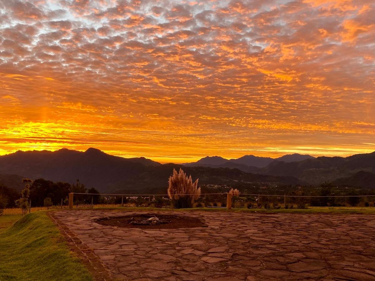 Cabanas Huerta La Mision, Zacatlan Zacatlán Exterior foto